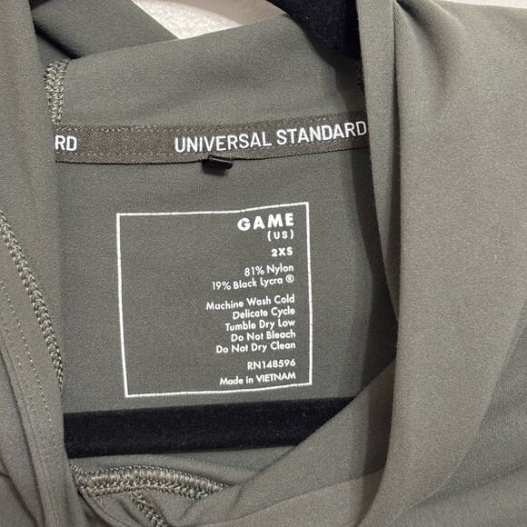 Universal Standard Game Steffi Pullover Hoodie in Green - Size 2XS (M) - Picture 7 of 8